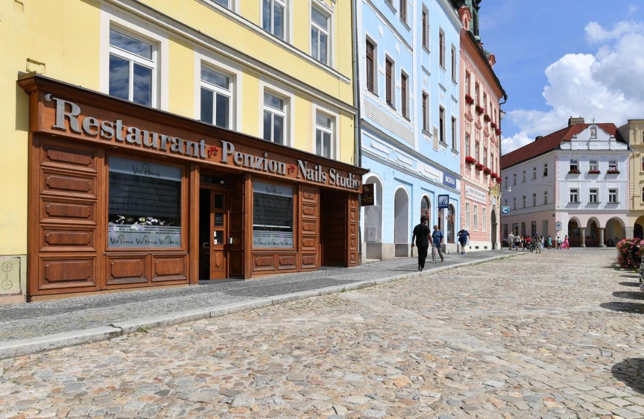 Apartmany Na Namesti 85 因德日赫城堡 外观 照片
