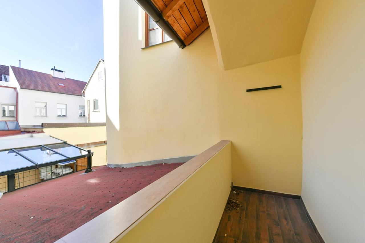 Apartmany Na Namesti 85 因德日赫城堡 外观 照片