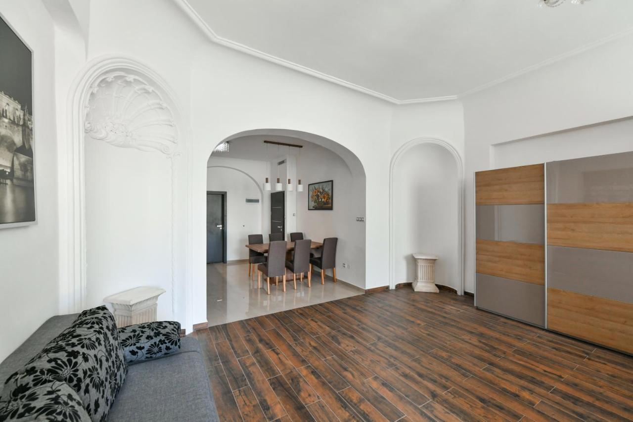 Apartmany Na Namesti 85 因德日赫城堡 外观 照片