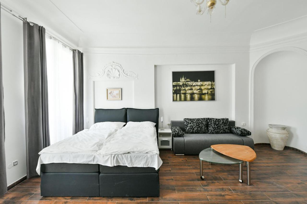 Apartmany Na Namesti 85 因德日赫城堡 外观 照片
