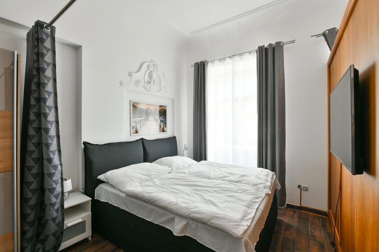 Apartmany Na Namesti 85 因德日赫城堡 外观 照片