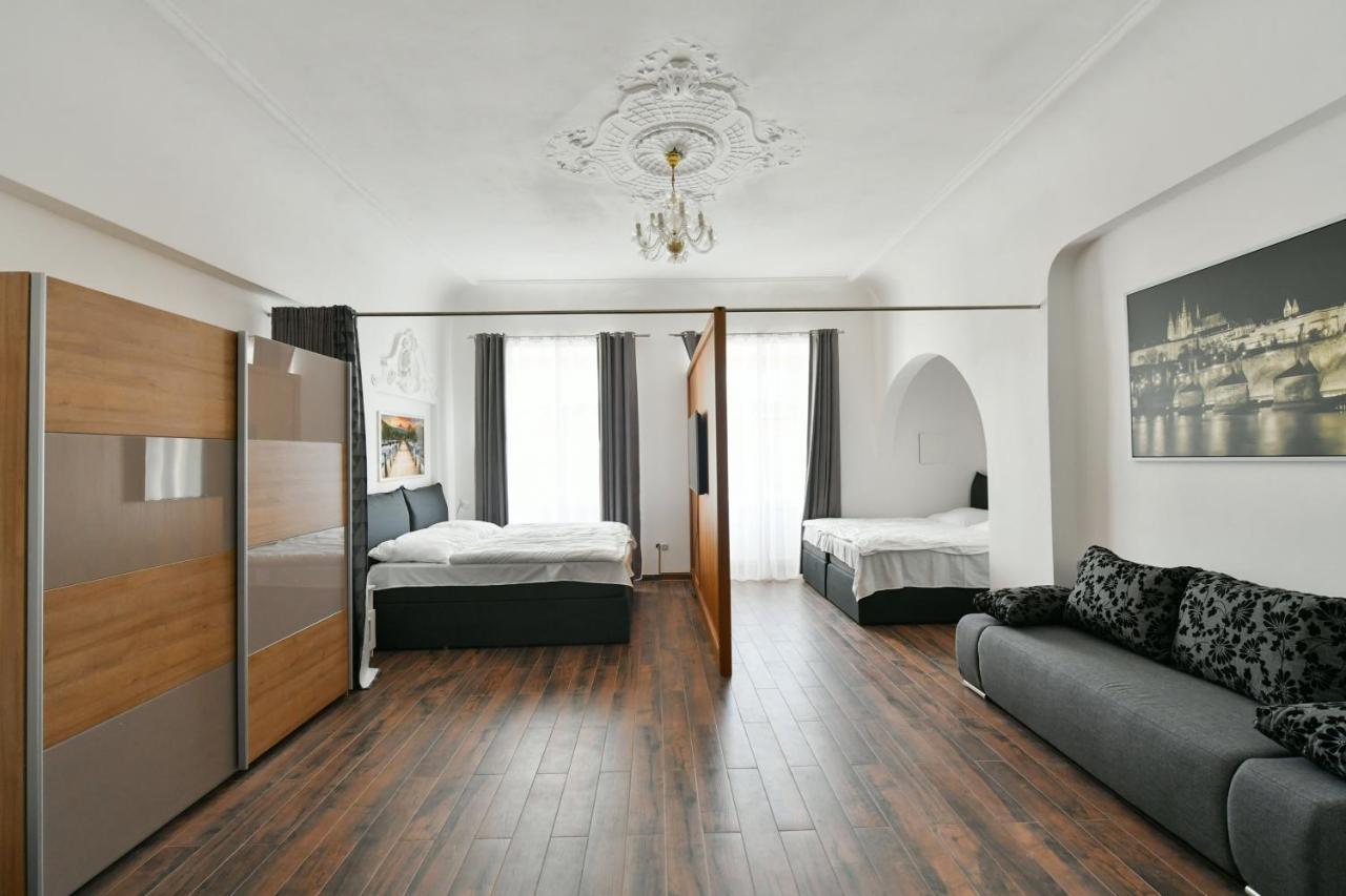 Apartmany Na Namesti 85 因德日赫城堡 外观 照片