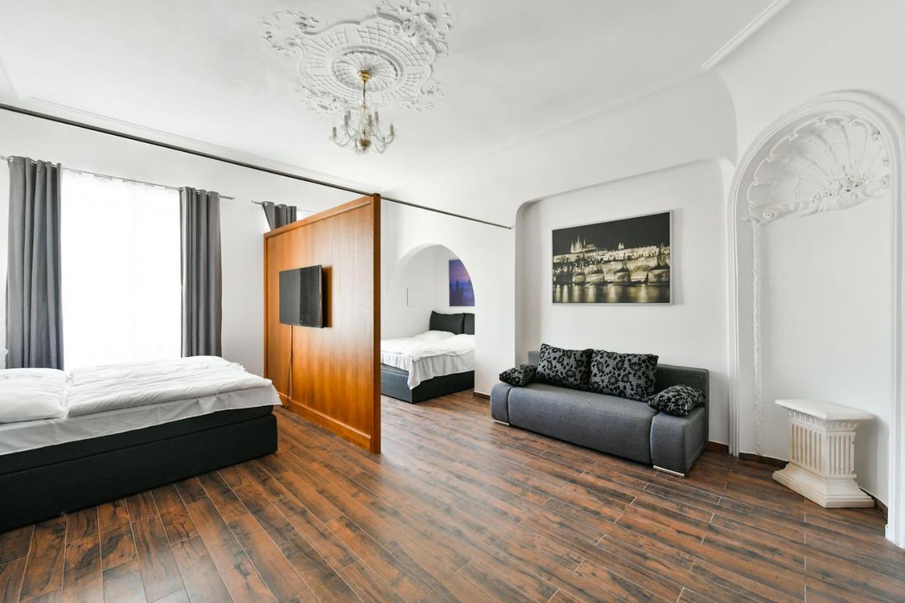 Apartmany Na Namesti 85 因德日赫城堡 外观 照片