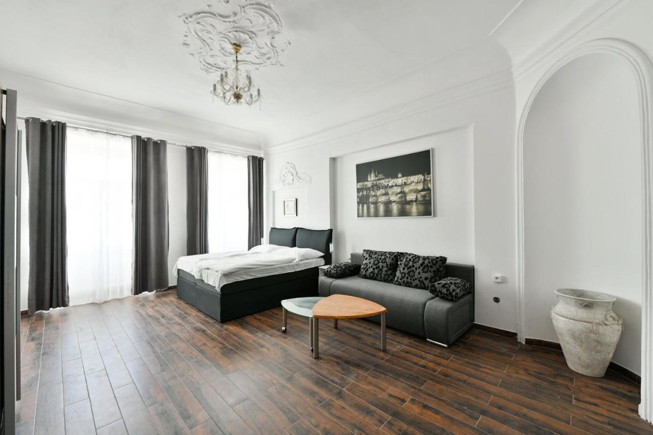 Apartmany Na Namesti 85 因德日赫城堡 外观 照片