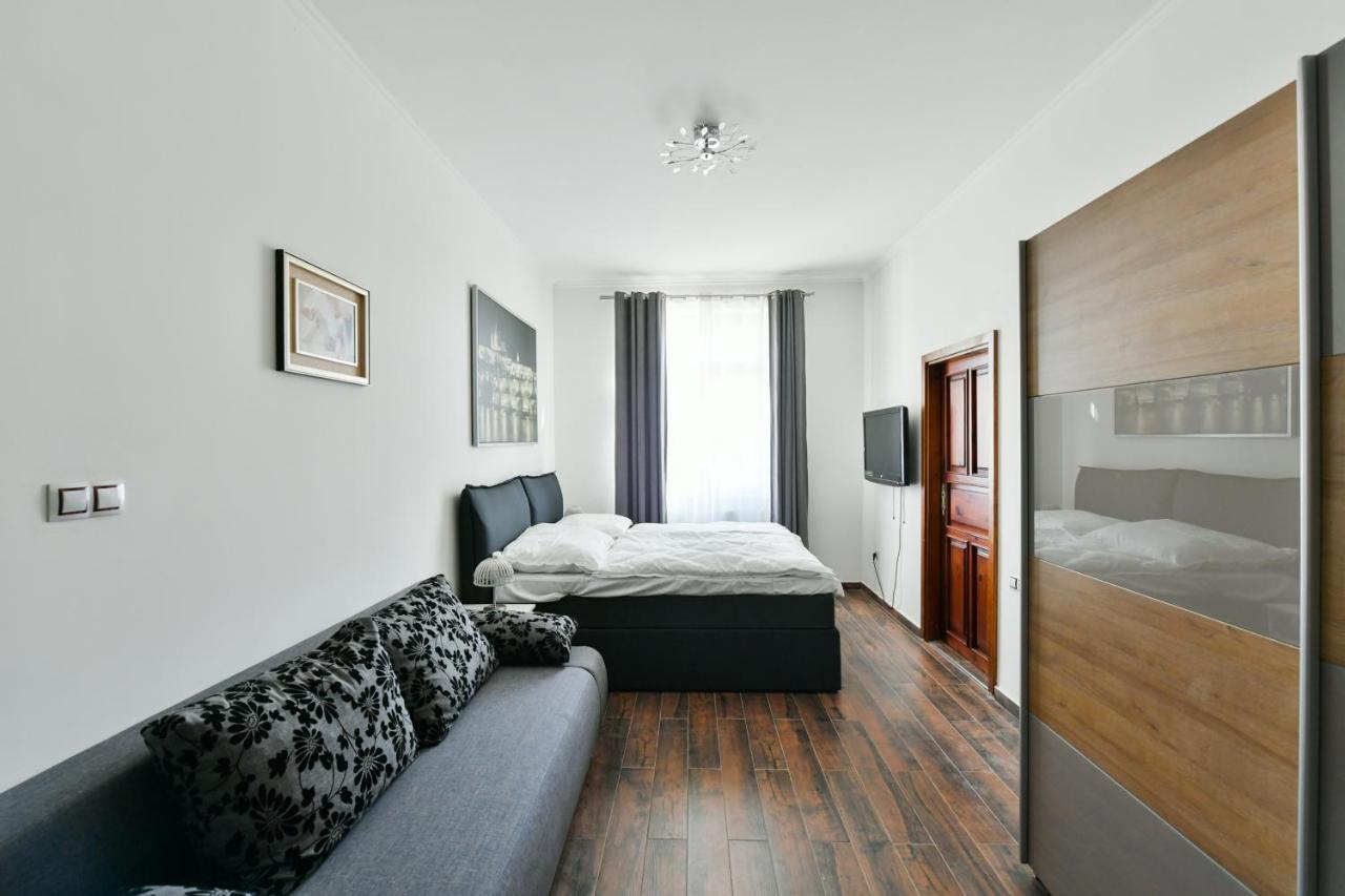Apartmany Na Namesti 85 因德日赫城堡 外观 照片