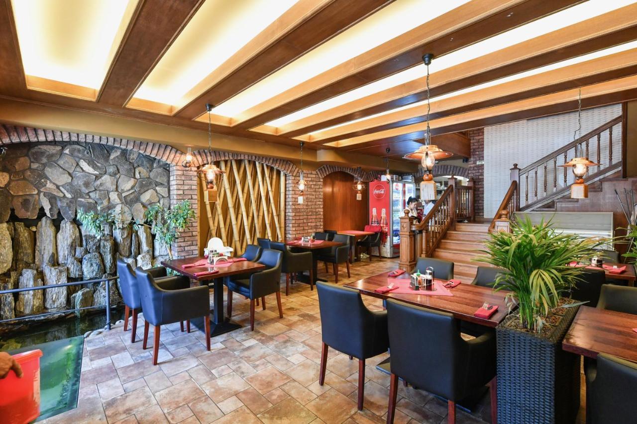 Apartmany Na Namesti 85 因德日赫城堡 外观 照片